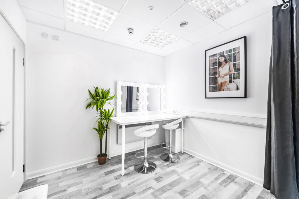 0 20 Photo Studio Hire Film Video Location Styling Room London scaled.jpg