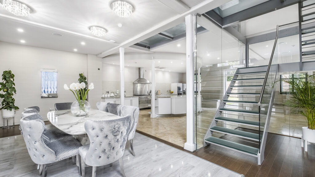 14 Luxury Interior Mansion Music Video Film Location Space Studio Hire London.jpg