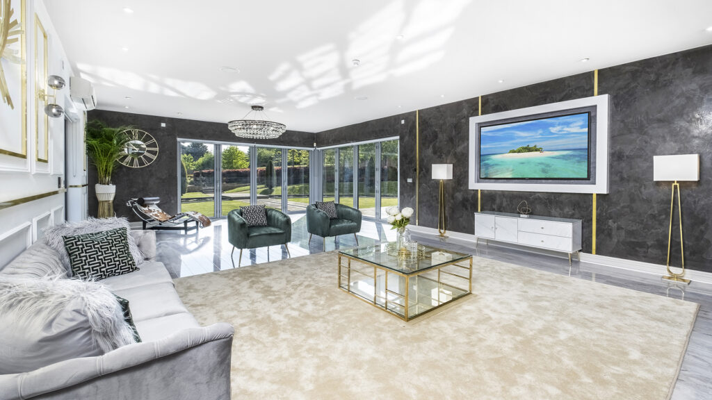 1c UK Best Luxury Mansion Gold Decor Living Room Film Location Space Hire London.jpg