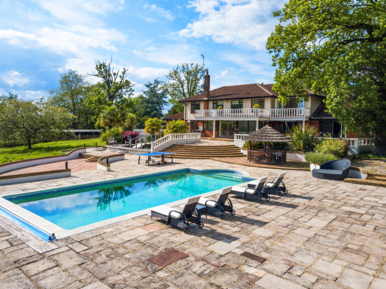 TVM 0 2 The Villa Mansion Film Location Hire Staycations North London