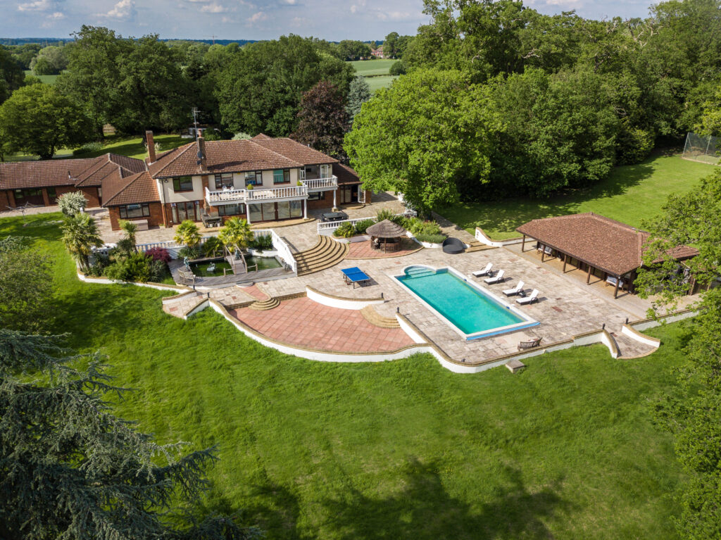 TVM 14 1 Exterior Grounds Mansion Short Let Rental London